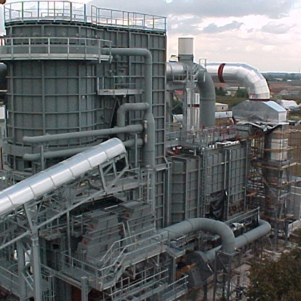 Plant for the production of thermal energy from biomass in Sustinente